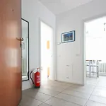 Leopardi 9, Bright - & Station Nearby 公寓 莱科