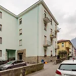 公寓 Leopardi 9, Bright - & Station Nearby 莱科