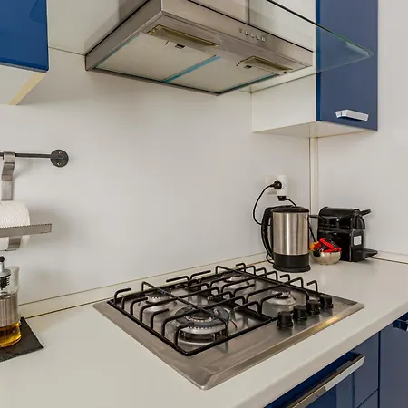 Leopardi 9, Bright - Como&station Nearby Appartamento Lecco