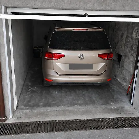 Leopardi 9, Bright - & Station Nearby * Lecco